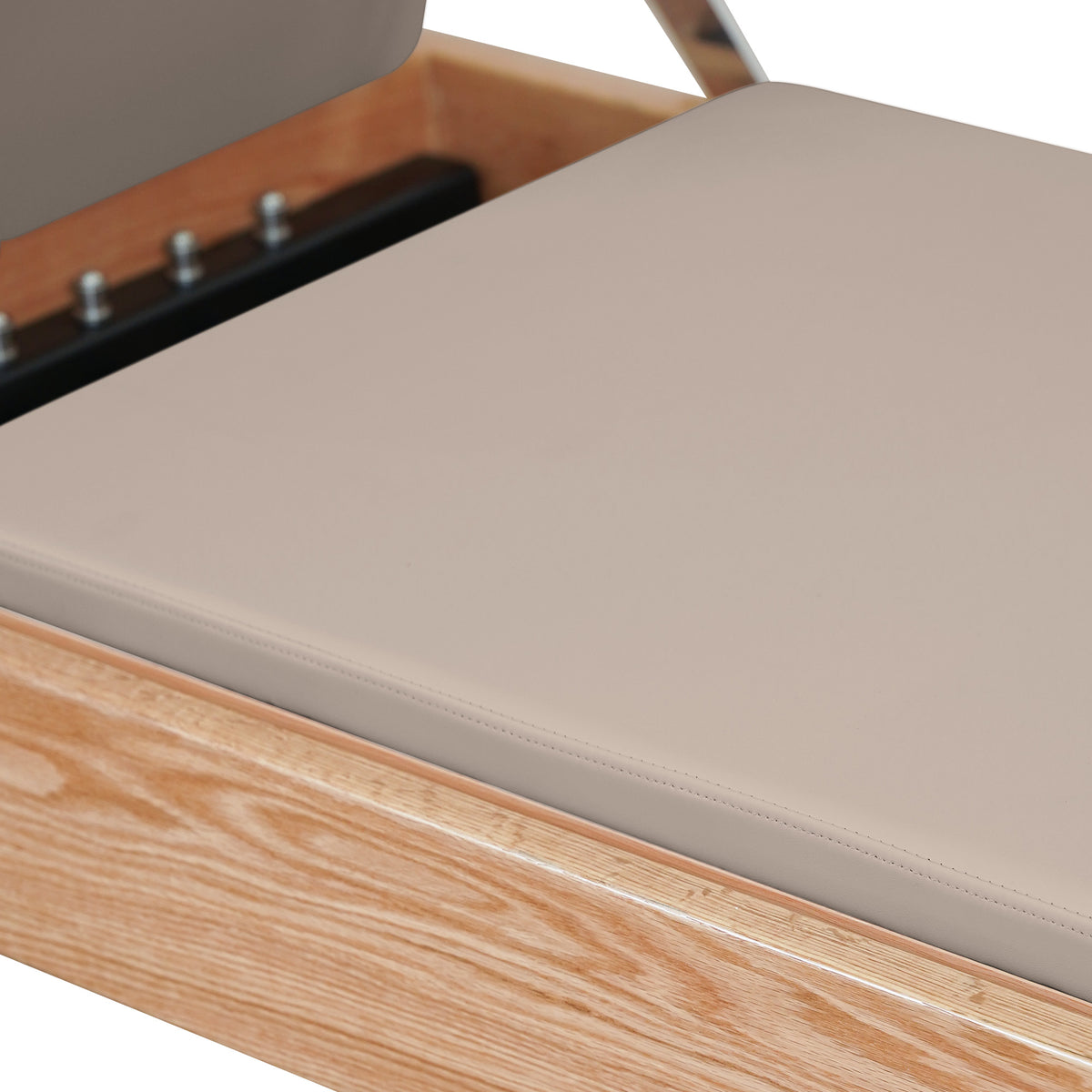 Gymfrog Premium Red Oak Pilates Reformer Latte