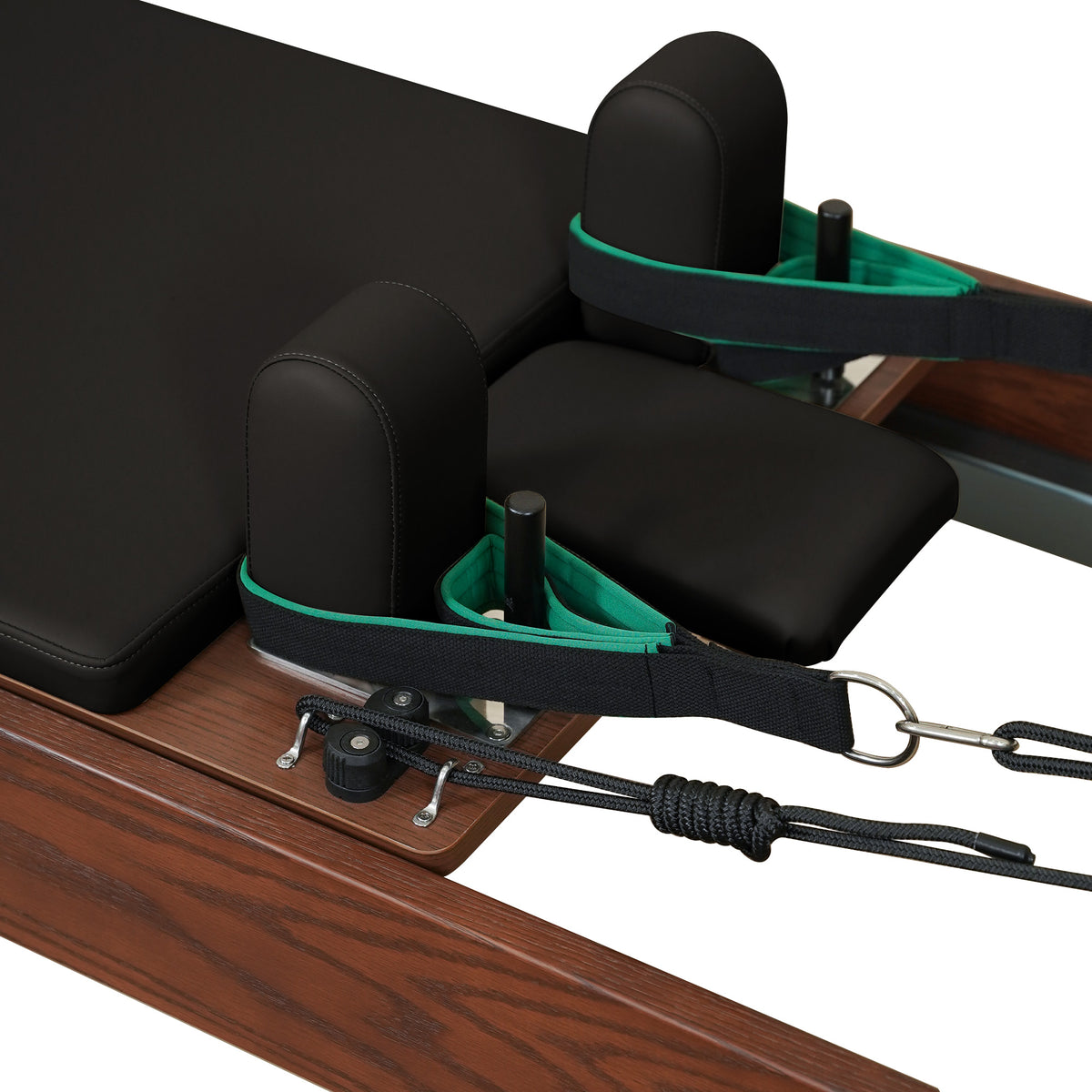 Gymfrog Classic Walnut Pilates Reformer Black
